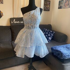 Sherri Hill Glittering Blue Women’s Dress